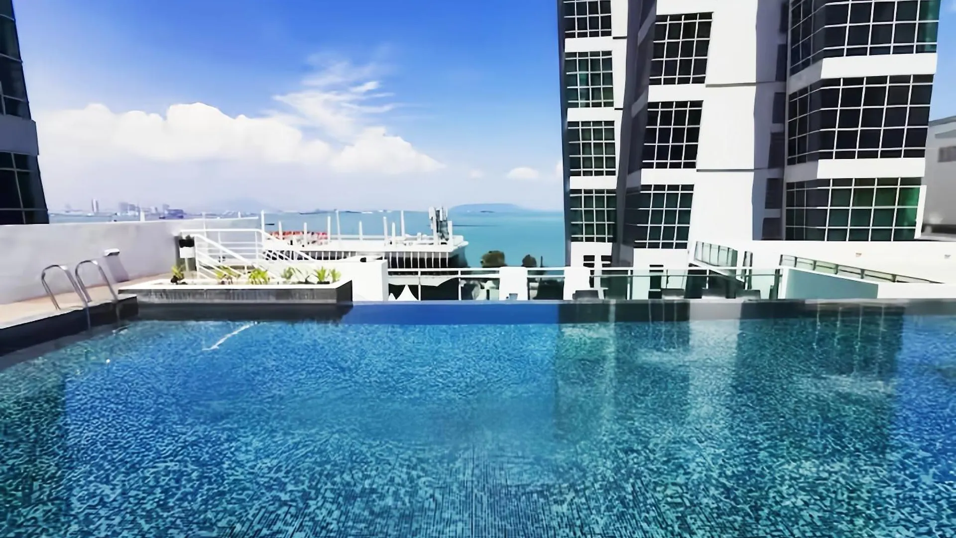 Апартаменты Maritime Suites Penang Jelutong