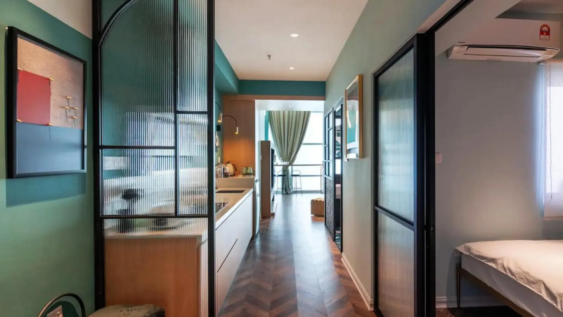 Maritime Suites Penang Jelutong Малайзия